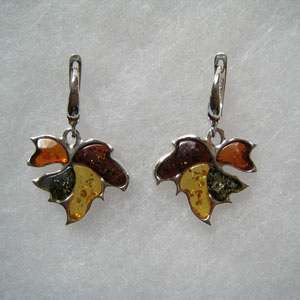 Boucles d'oreilles feuille d'automne - bijou ambre et argent