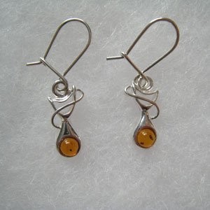 Boucle d'oreilles mini  chat - bijou ambre et argent