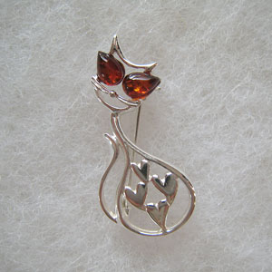 Broche chat coeur - bijou ambre et argent