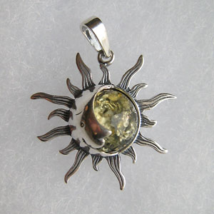 Pendentif duo soleil et lune , bijou ambre et argent