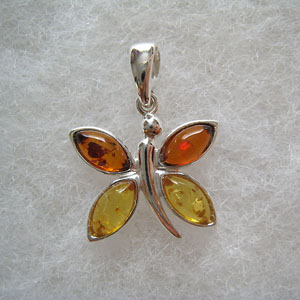 Pendentif papillon - bijou ambre et argent