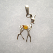 Pendentif biche