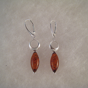 Boucles d'oreilles ovale pendant rond - bijou ambre et argent