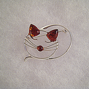 Broche chat dormeur - bijou ambre et argent