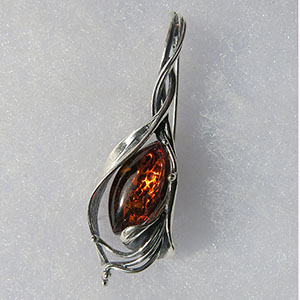 Broche Style Ancien  - bijou ambre et argent