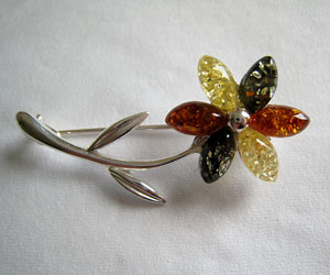 Broche fleur - bijou ambre et argent