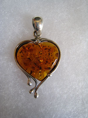 Pendentif coeur original - bijou ambre et argent