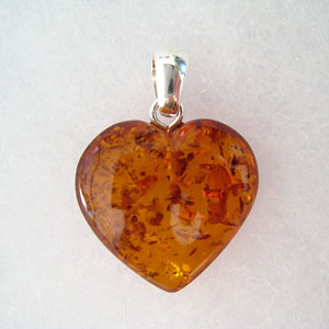 Pendentif  ambre gros coeur - bijou ambre et argent