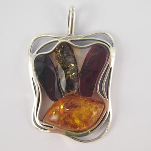 Pendentif - bijou ambre et argent