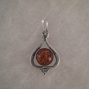 Pendentif coeur invers  - bijou ambre et argent