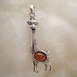 Pendentif girafon - bijou ambre et argent