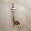 Pendentif girafon