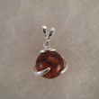 Pendentif petite boule enroul 