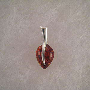 Pendentif petite goutte ambre  - bijou ambre et argent