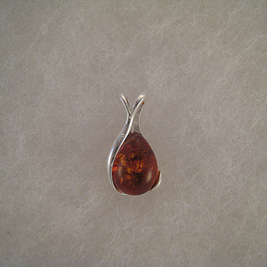 Pendentif petite pierre d'ambre  - bijou ambre et argent