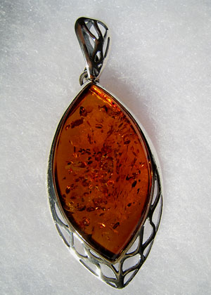 Pendentif feuille - bijou ambre et argent